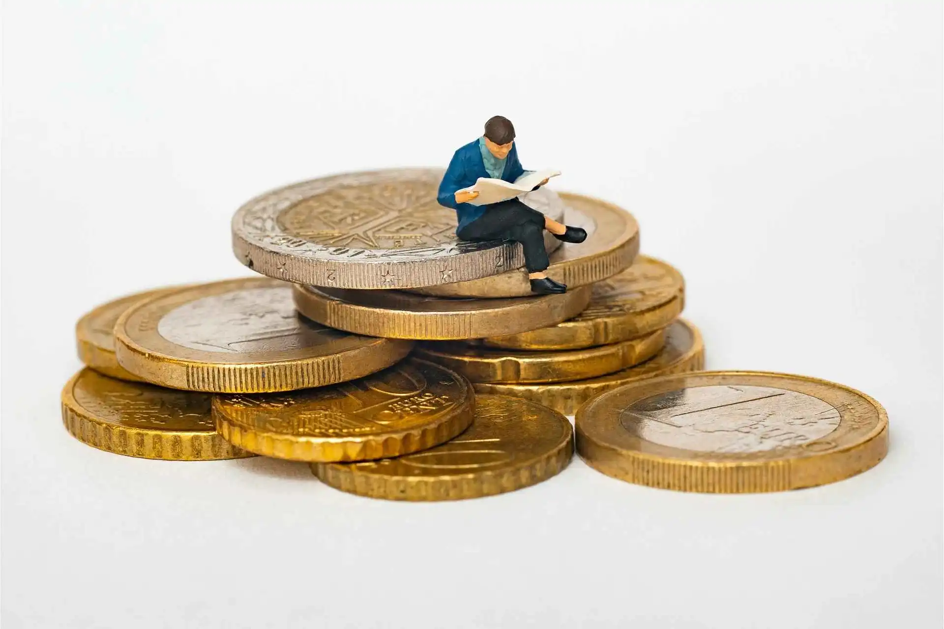 Digital Alligators provides expert investment guidance, financial planning, wealth management, portfolio planning, and goal-based investment solutions in Ahmedabad.